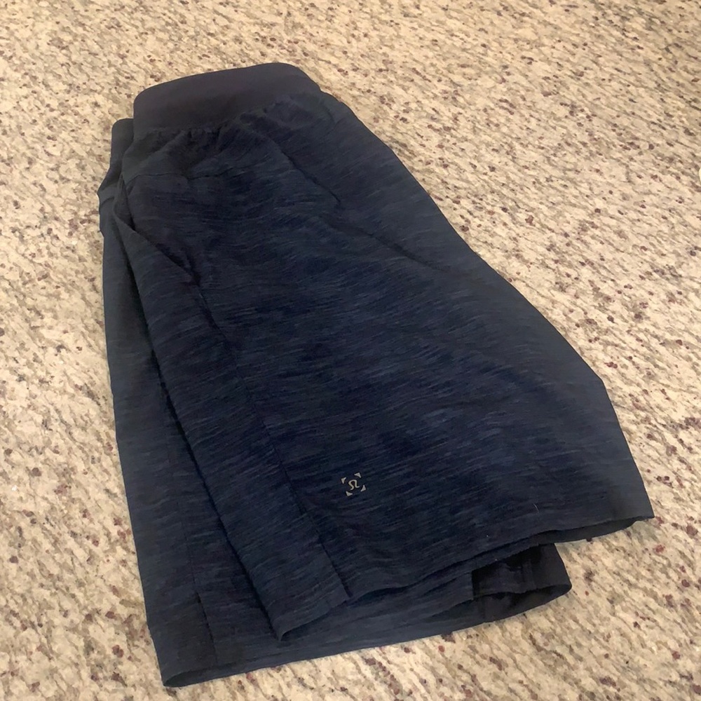 Men’s Lululemon Pace breaker linerless 7” shorts